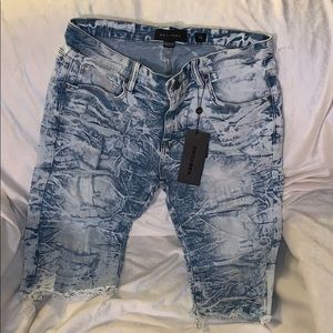*bundle exclusion* Distressed denim shorts 34
